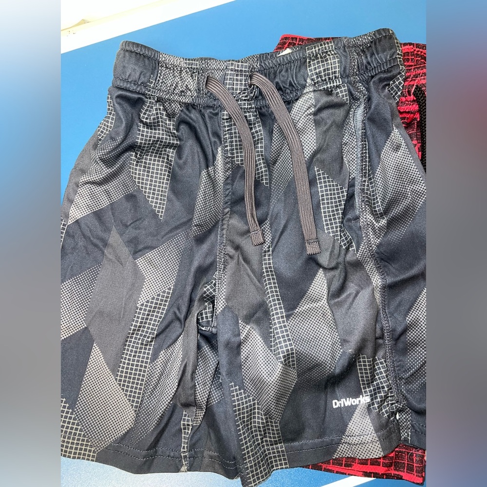 Boys size 8 clothes bundle - Picture 5 of 10